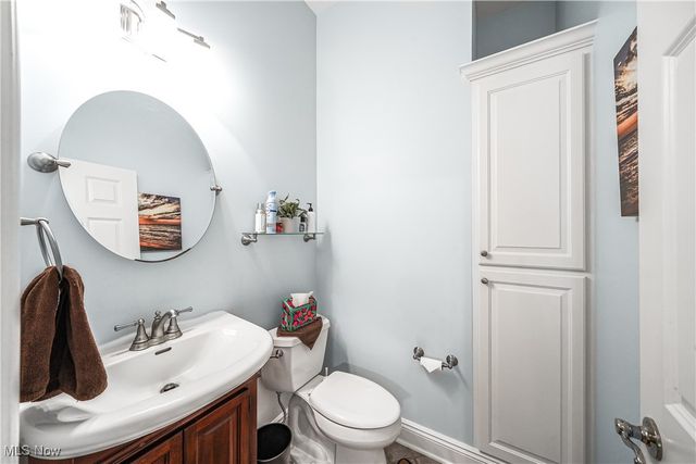 11383 Rolling Meadows Drive, Garrettsville, OH 44231