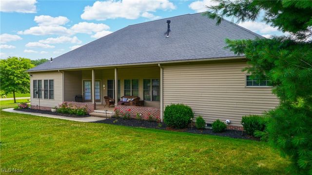 11383 Rolling Meadows Drive, Garrettsville, OH 44231