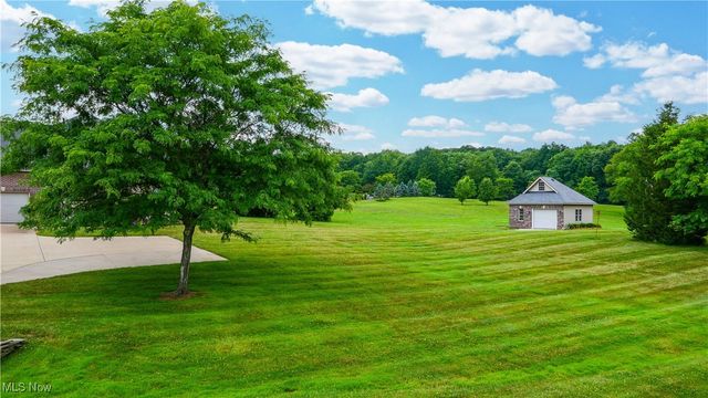 11383 Rolling Meadows Drive, Garrettsville, OH 44231