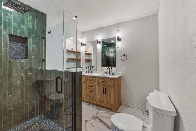 20808 Sandy Brown LN, Webberville, TX 78621