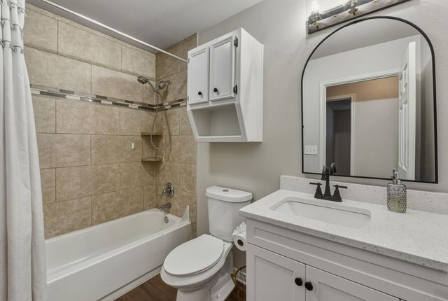 20808 Sandy Brown LN, Webberville, TX 78621