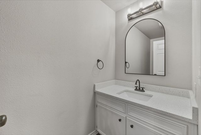 20808 Sandy Brown LN, Webberville, TX 78621