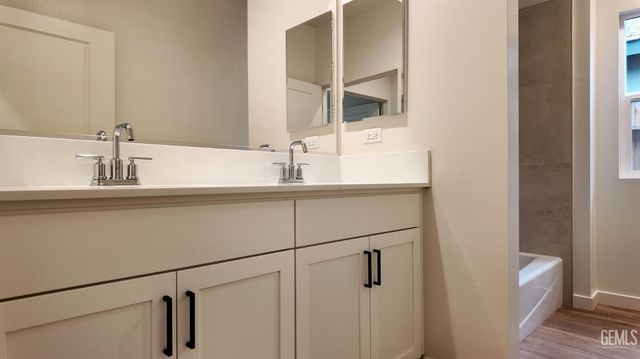 16807 Chloe Court, Bakersfield, CA 93314