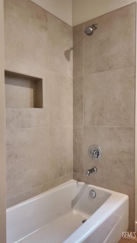 16807 Chloe Court, Bakersfield, CA 93314