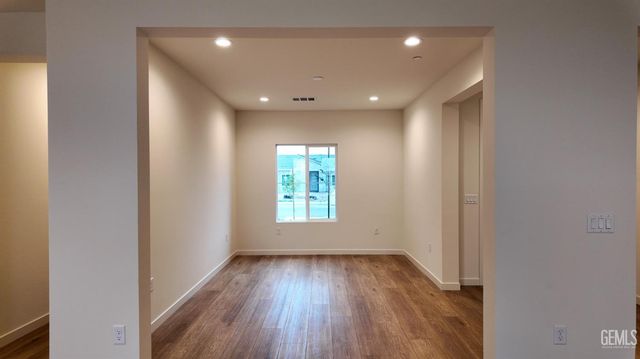 16807 Chloe Court, Bakersfield, CA 93314