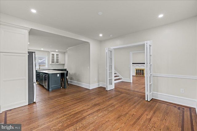 215 BROWNING RD, Merchantville, NJ 08109