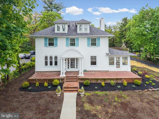 215 BROWNING RD, Merchantville, NJ 08109