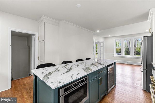 215 BROWNING RD, Merchantville, NJ 08109