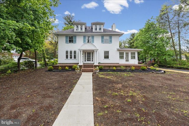 215 BROWNING RD, Merchantville, NJ 08109