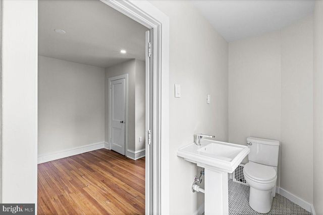 215 BROWNING RD, Merchantville, NJ 08109