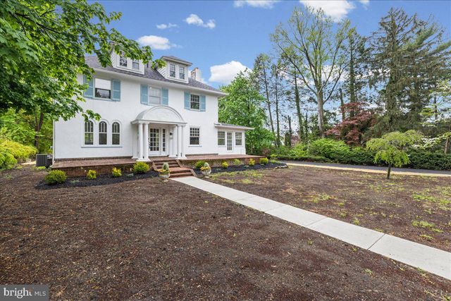 215 BROWNING RD, Merchantville, NJ 08109