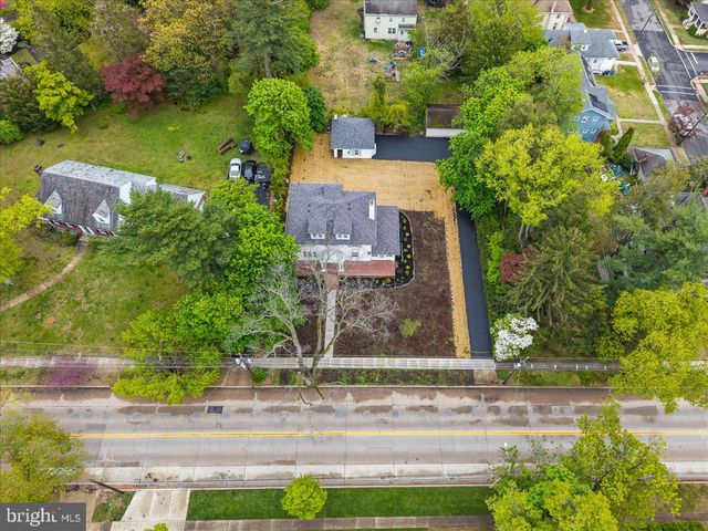 215 BROWNING RD, Merchantville, NJ 08109