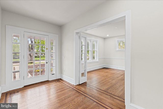 215 BROWNING RD, Merchantville, NJ 08109