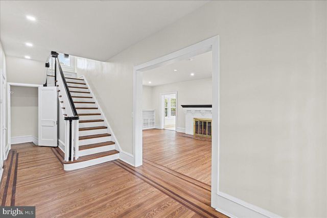 215 BROWNING RD, Merchantville, NJ 08109