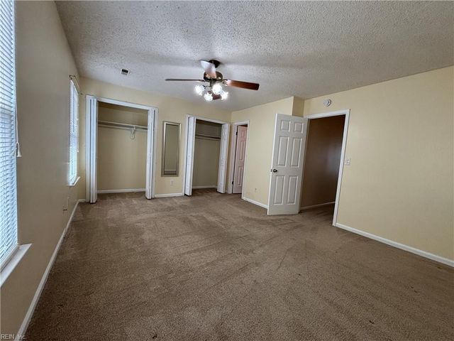 716 Nottaway DR, Chesapeake, VA 23320