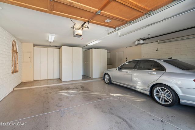 4151 E Pontatoc Canyon Drive, Tucson, AZ 85718
