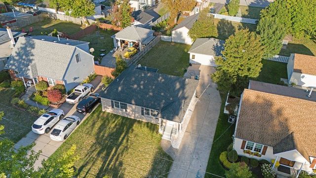 23 Lackawanna Avenue, Cheektowaga, NY 14043