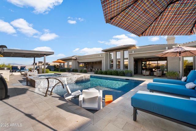 11946 E CAVEDALE Drive, Scottsdale, AZ 85262