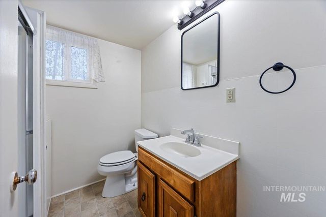 3395 N 3400 E, Kimberly, ID 83341