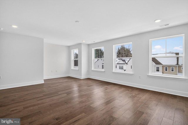 135 JOHN VANZANDT, Titusville, NJ 08560