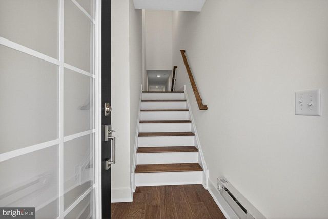 135 JOHN VANZANDT, Titusville, NJ 08560