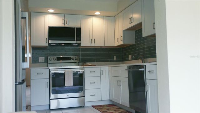 2461 CANADIAN WAY 55, Clearwater, FL 33763