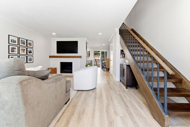 3593 Caminito Carmel Landing, San Diego, CA 92130