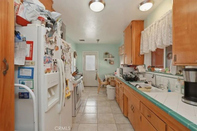 615 W 6th, Ontario, CA 91762