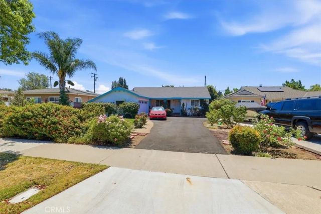 615 W 6th, Ontario, CA 91762