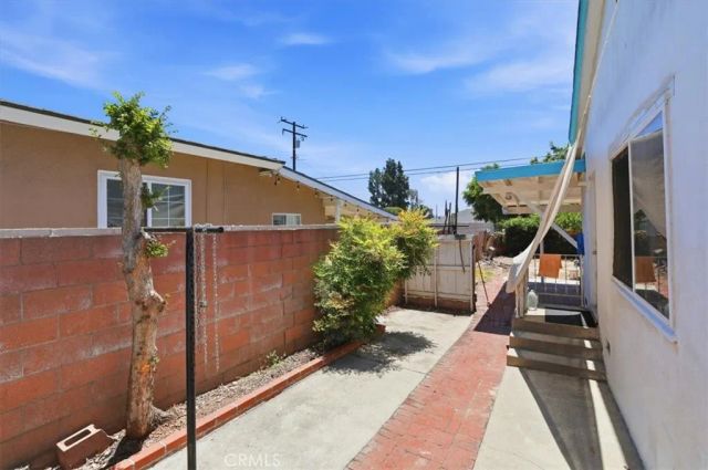 615 W 6th, Ontario, CA 91762