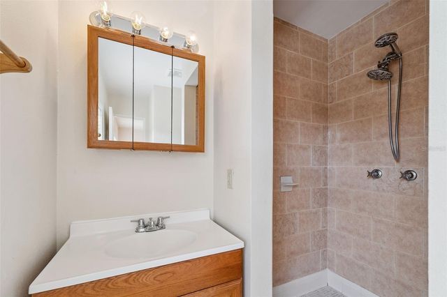 1301 EVALYN DRIVE SE, Winter Haven, FL 33880