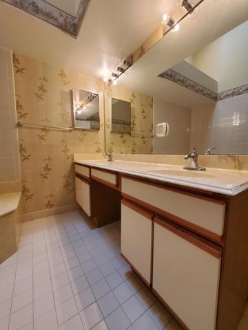 10856 Stafford Circle N, Boynton Beach, FL 33436