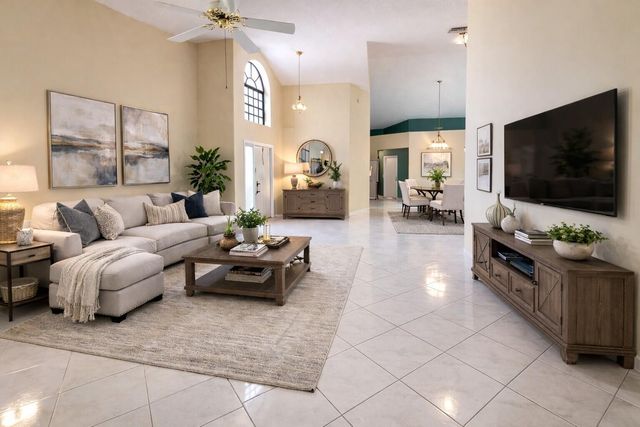 10856 Stafford Circle N, Boynton Beach, FL 33436