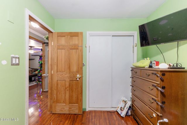 1070 Inner Drive, Schenectady, NY 12303