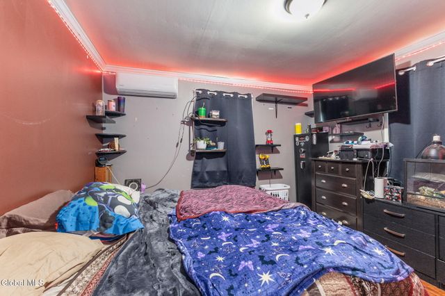 1070 Inner Drive, Schenectady, NY 12303