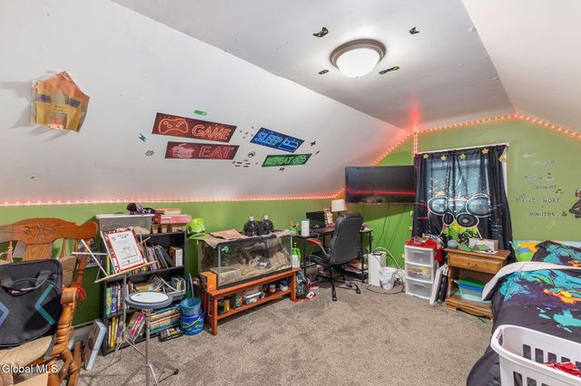 1070 Inner Drive, Schenectady, NY 12303