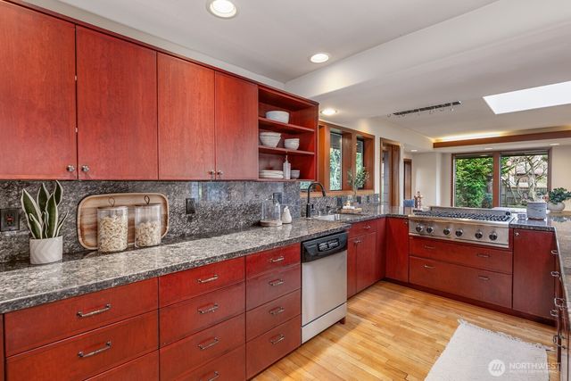 606 Wetmore Avenue, Everett, WA 98201