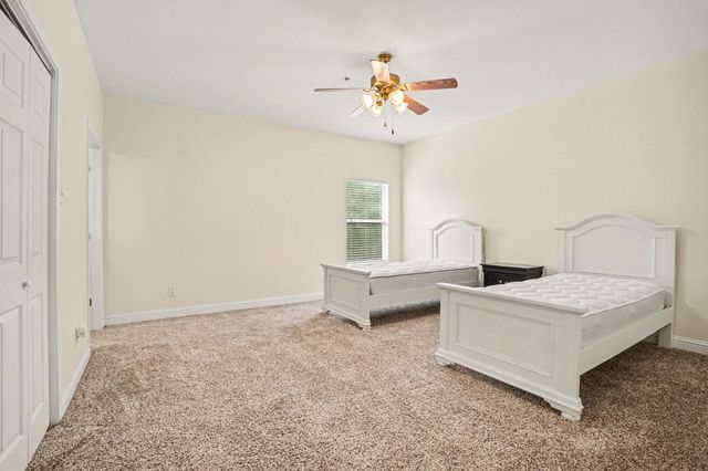 7700 Farm Village Road, Scurry, TX 75158