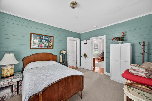 1385 Mitchell St, Celina, TN 38551