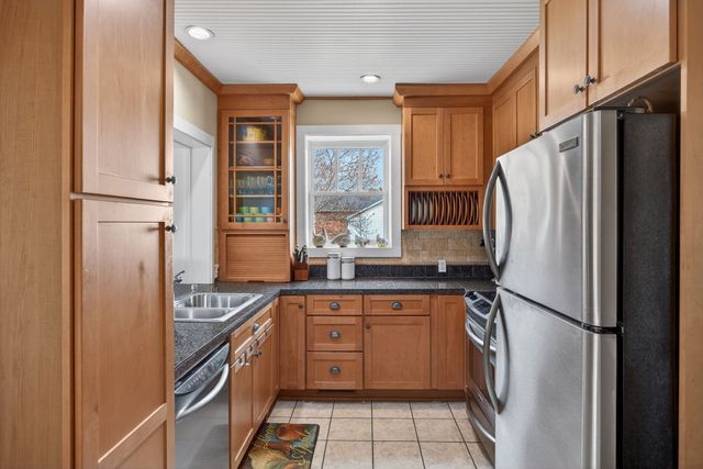 1385 Mitchell St, Celina, TN 38551