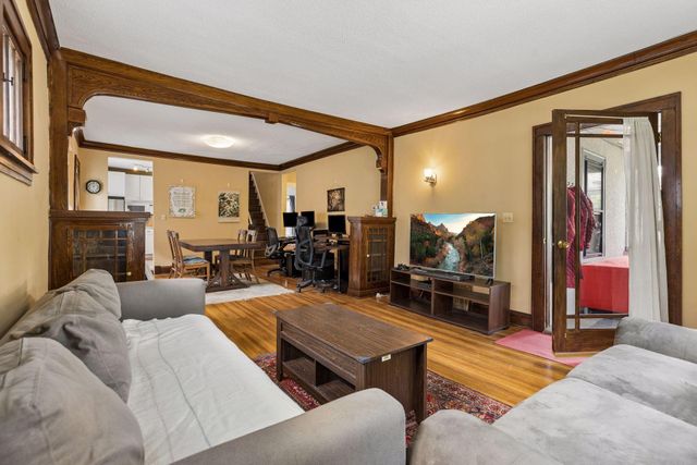 4248 Park Avenue, Minneapolis, MN 55407