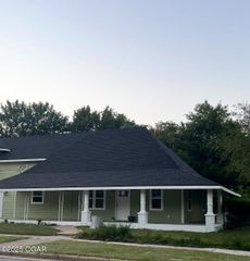 202 N Schifferdecker Avenue Avenue, Joplin, MO 64801