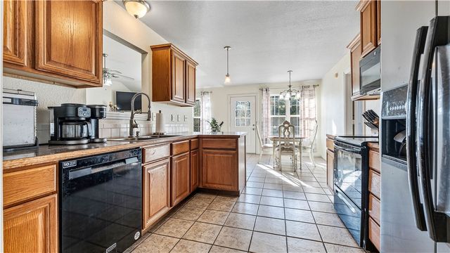 551 Steepro Drive, Centerton, AR 72719