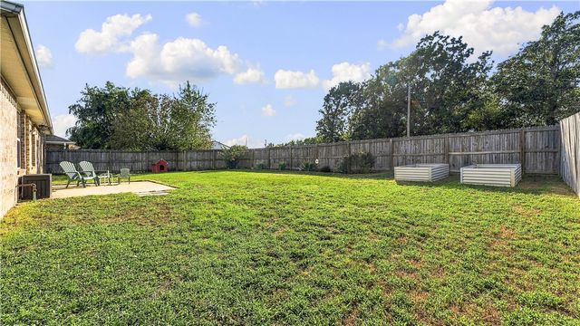551 Steepro Drive, Centerton, AR 72719