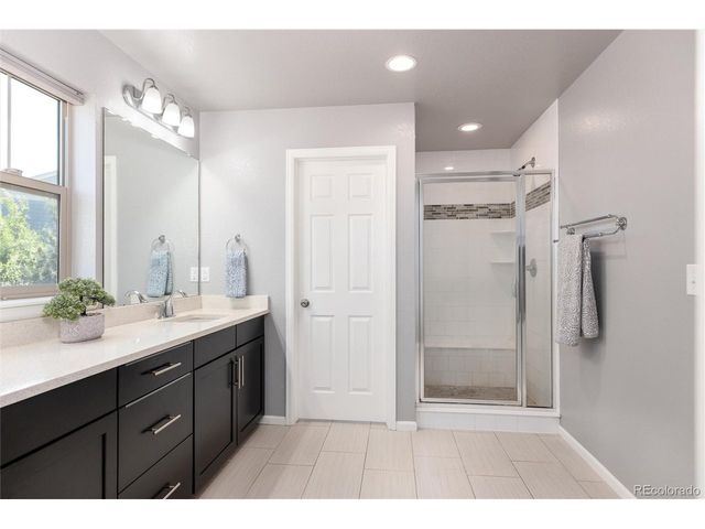 26822 E Easter Pl, Aurora, CO 80016