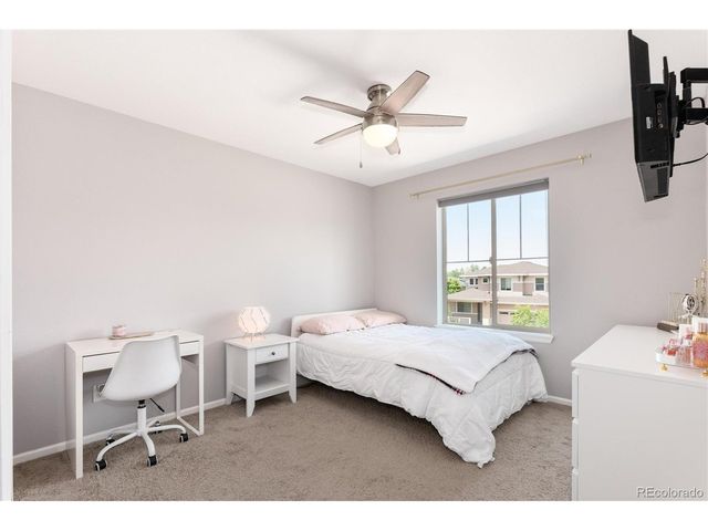 26822 E Easter Pl, Aurora, CO 80016