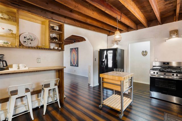 945 Mercer Street, Santa Fe, NM 87505