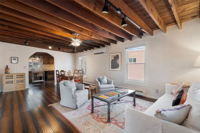 945 Mercer Street, Santa Fe, NM 87505