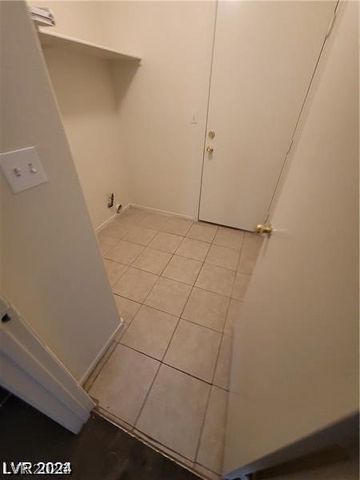 5316 Clover Blossom Court, North Las Vegas, NV 89031