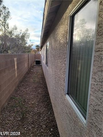 5316 Clover Blossom Court, North Las Vegas, NV 89031